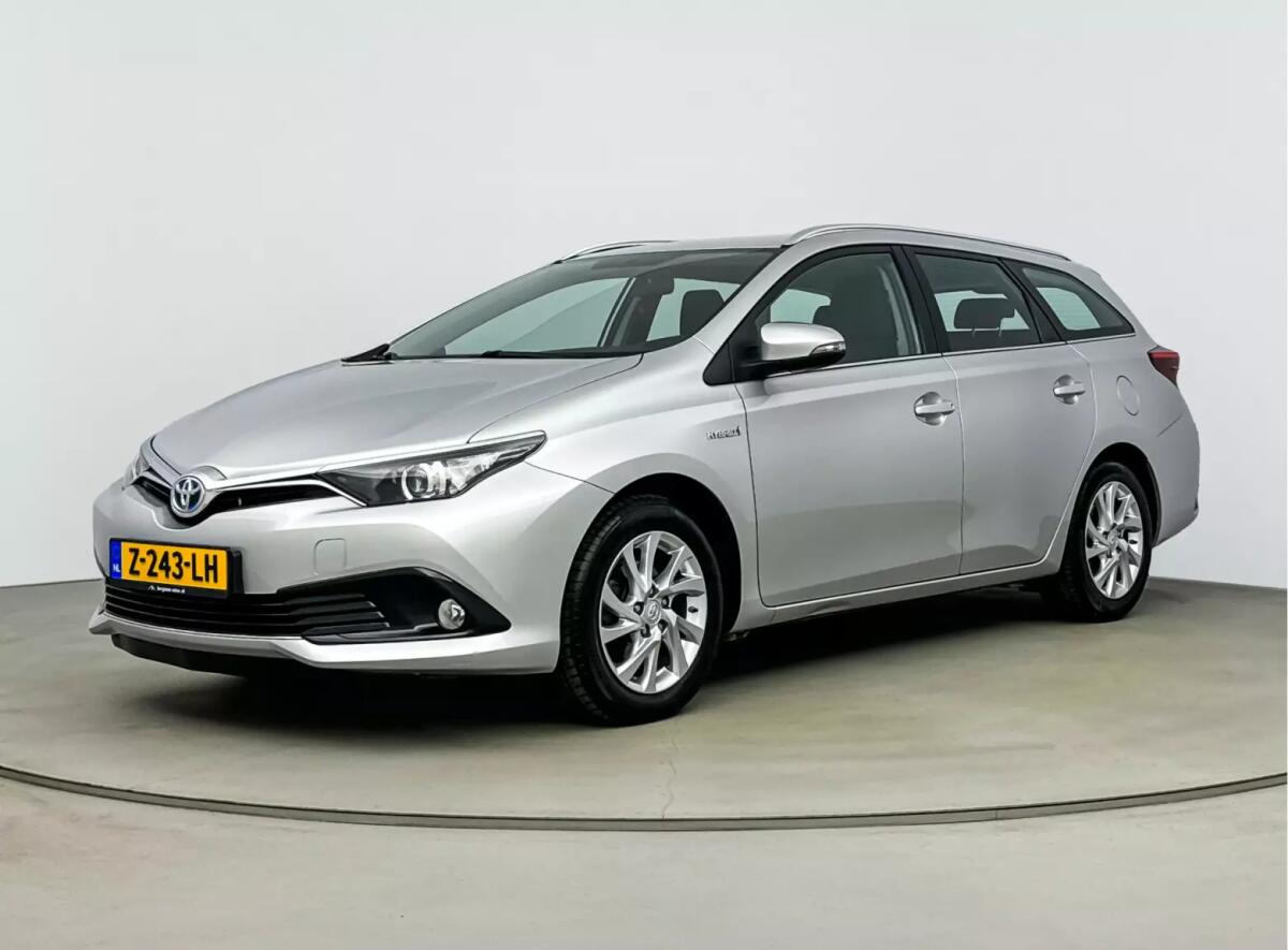 Toyota Auris-2024-10-16 09:27:24