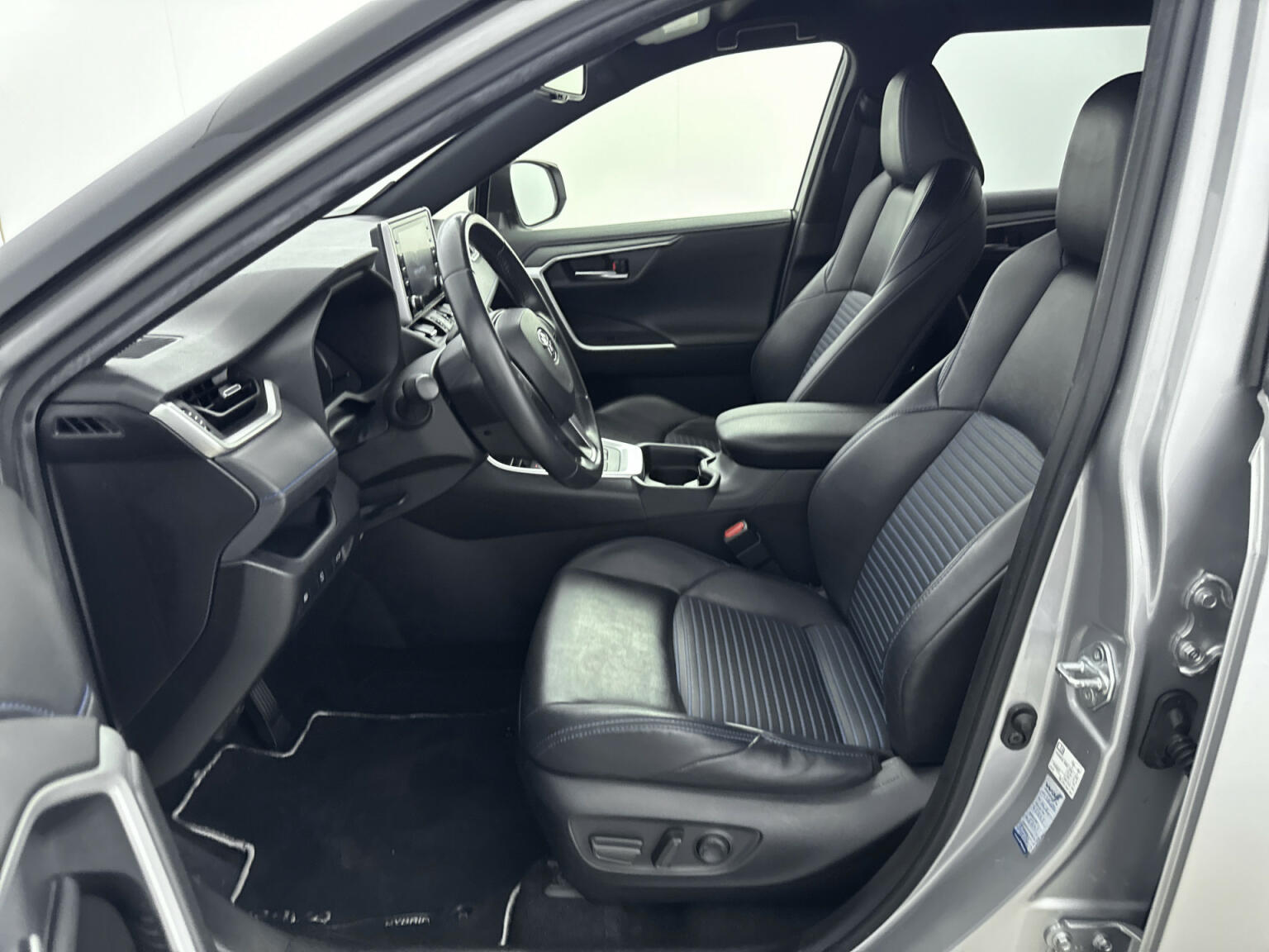 Toyota-RAV4-3