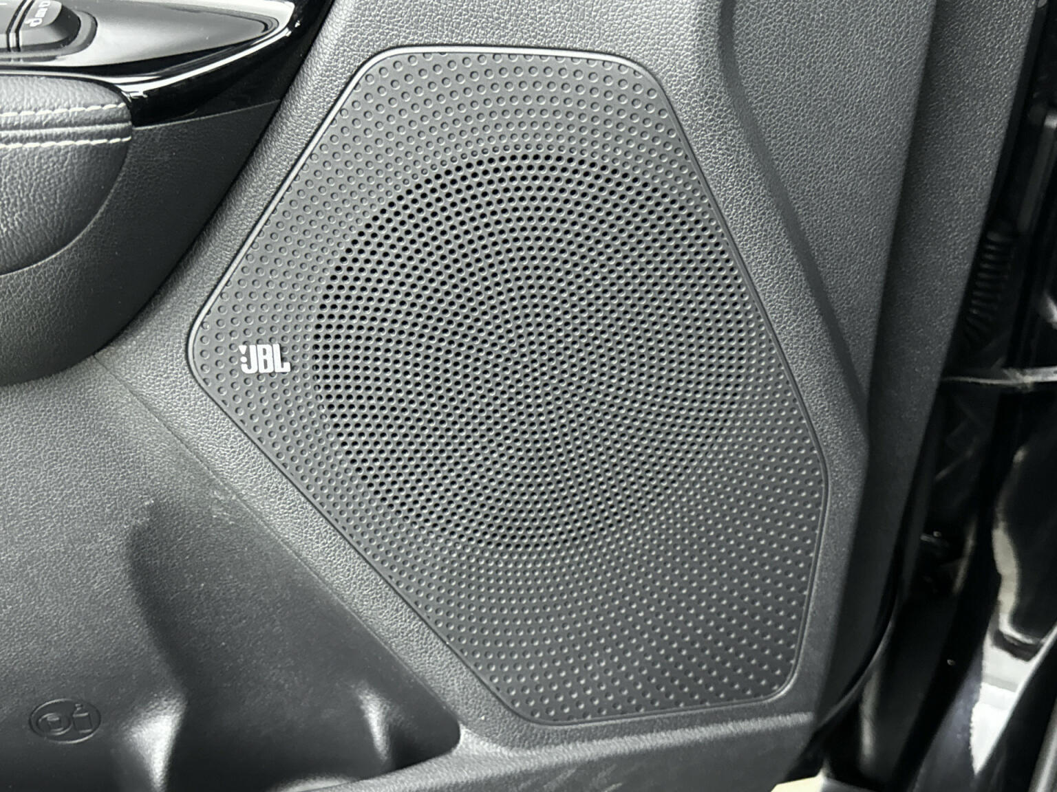 Kia-Niro-23