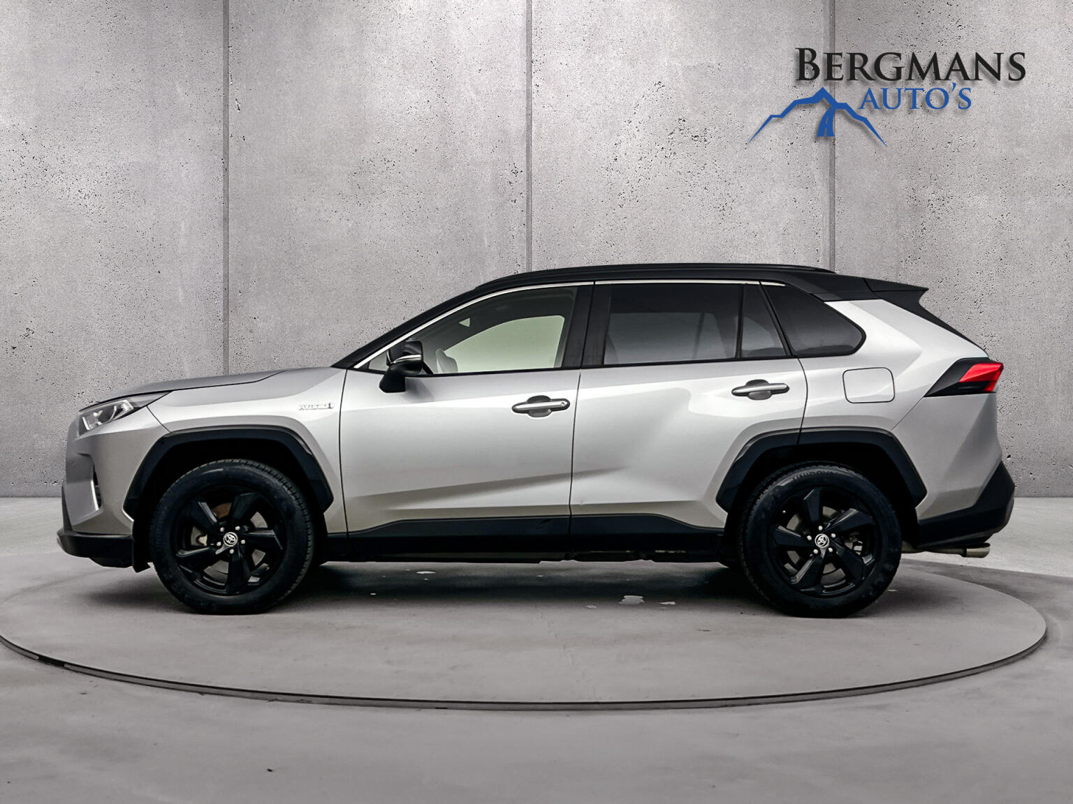 Toyota-RAV4-8
